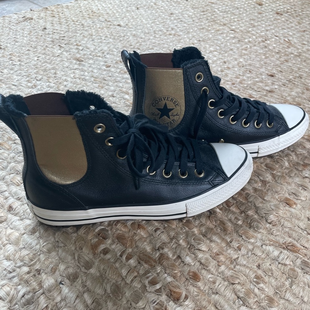 Converse high tops 7.5/9